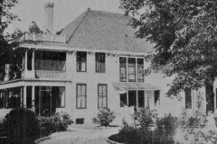 Jefferson house in Cottagewood, Deephaven, MN