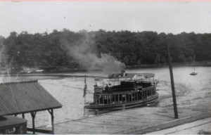 Streetcar boat on regular lake service (1906-1926) St. Louis Bay